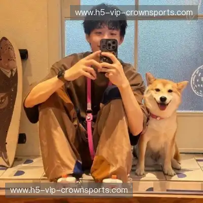 林晨昀